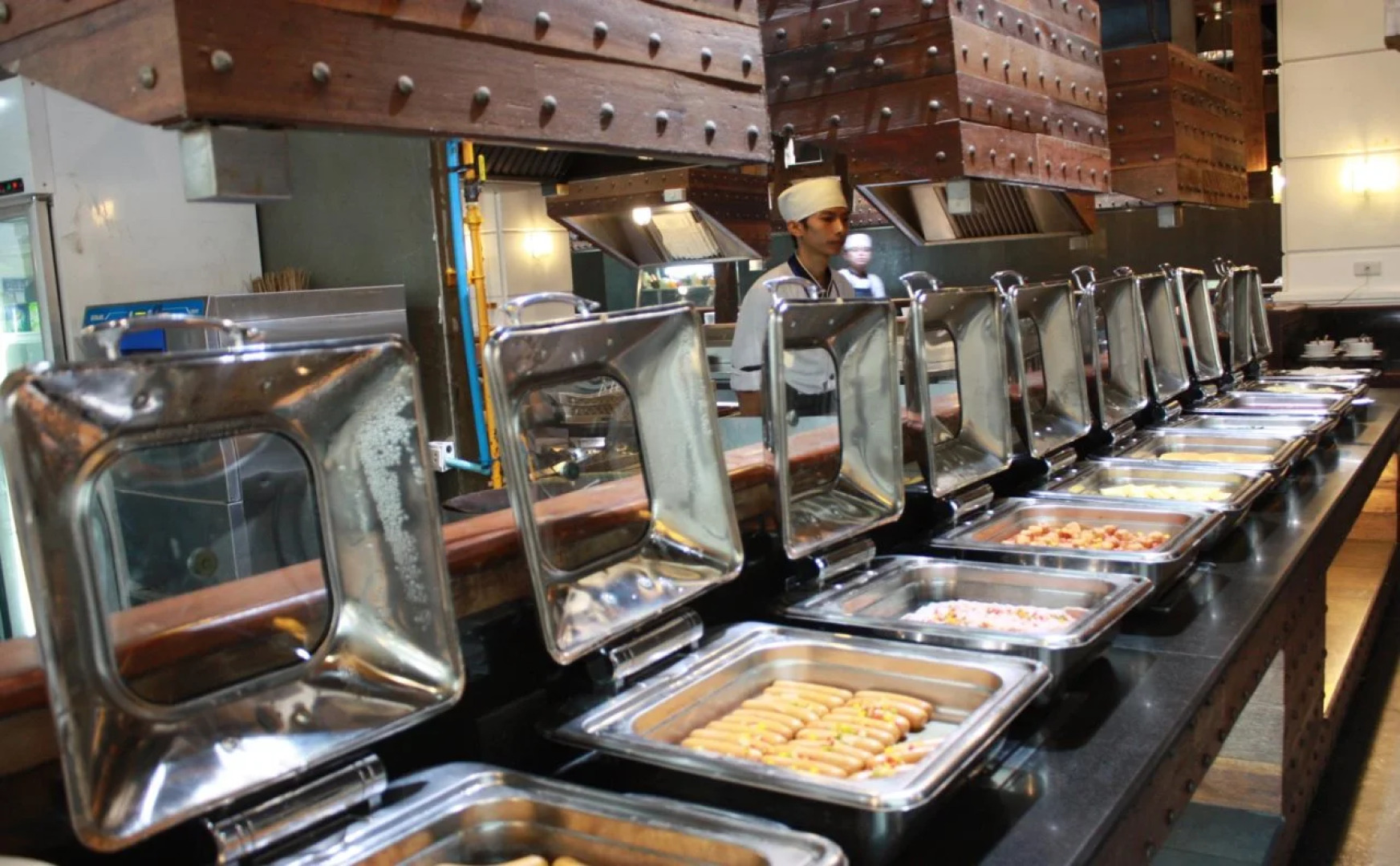 Grand Diamond City Hotel & Casino