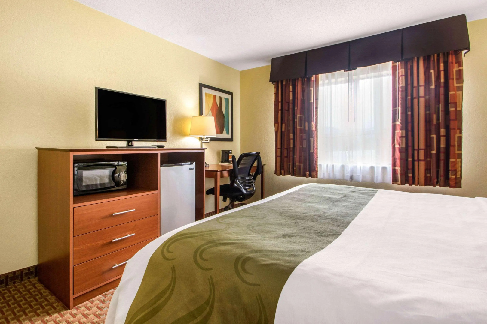 Quality Inn & Suites Wisconsin Dells Downtown - Waterparks Area