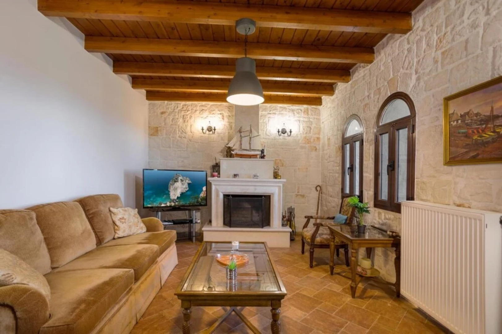 Paradise Home - On the Hill - Paradise Home - On the Hill