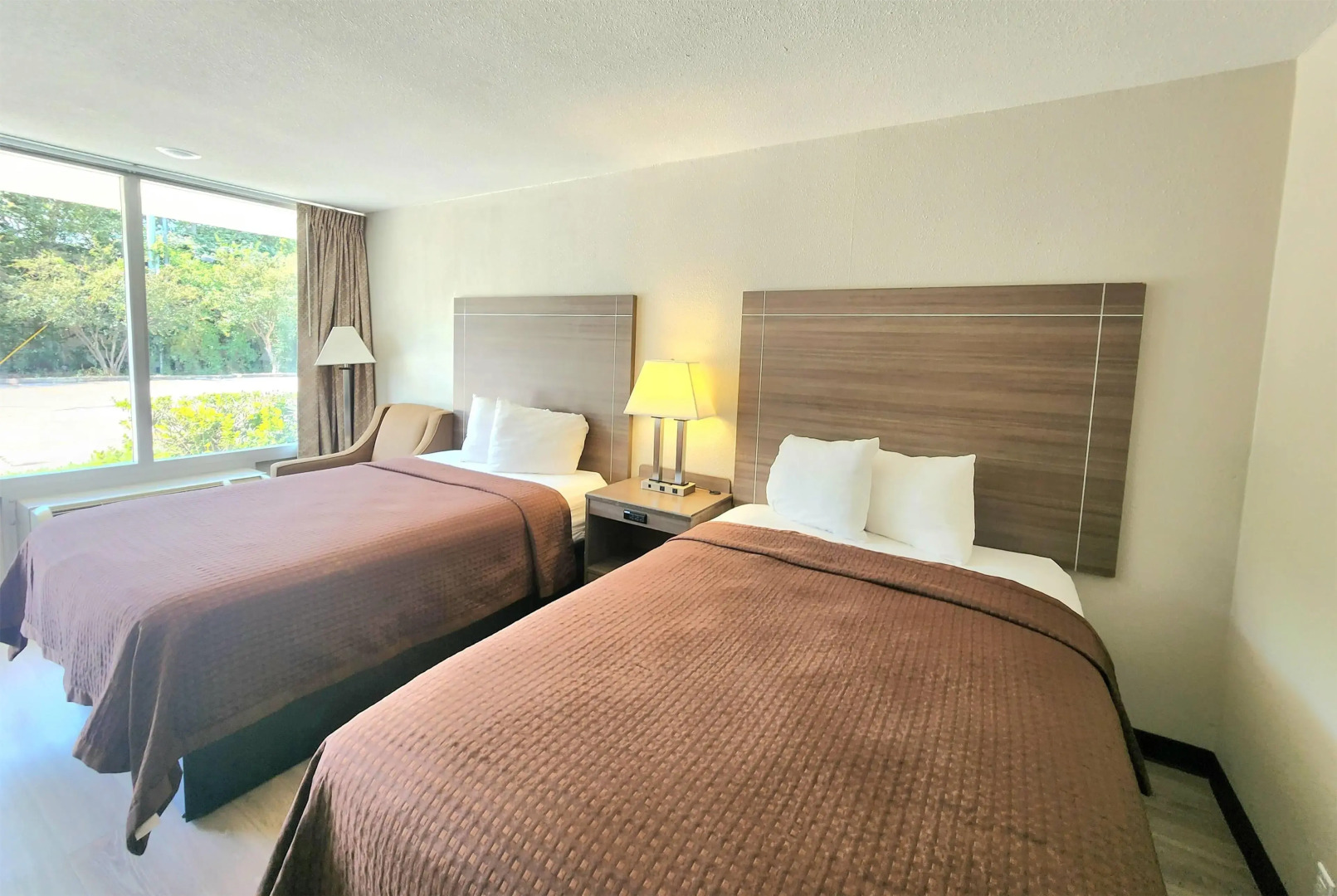 Days Inn by Wyndham Seguin TX