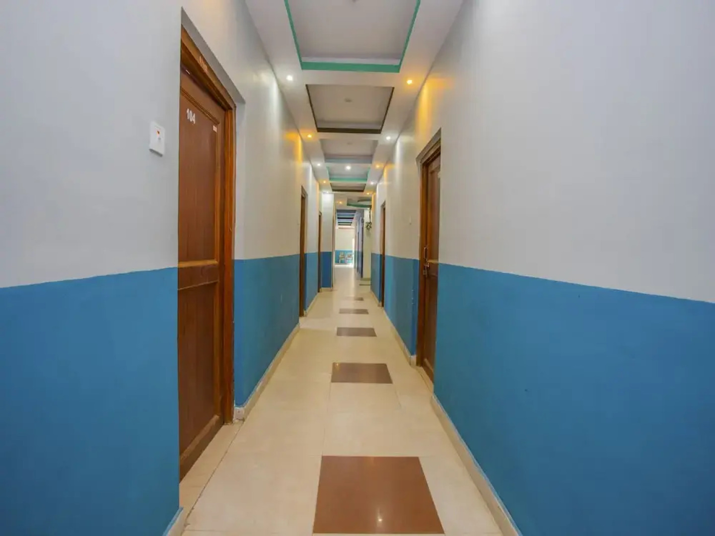 OYO 308 Hotel Shubham