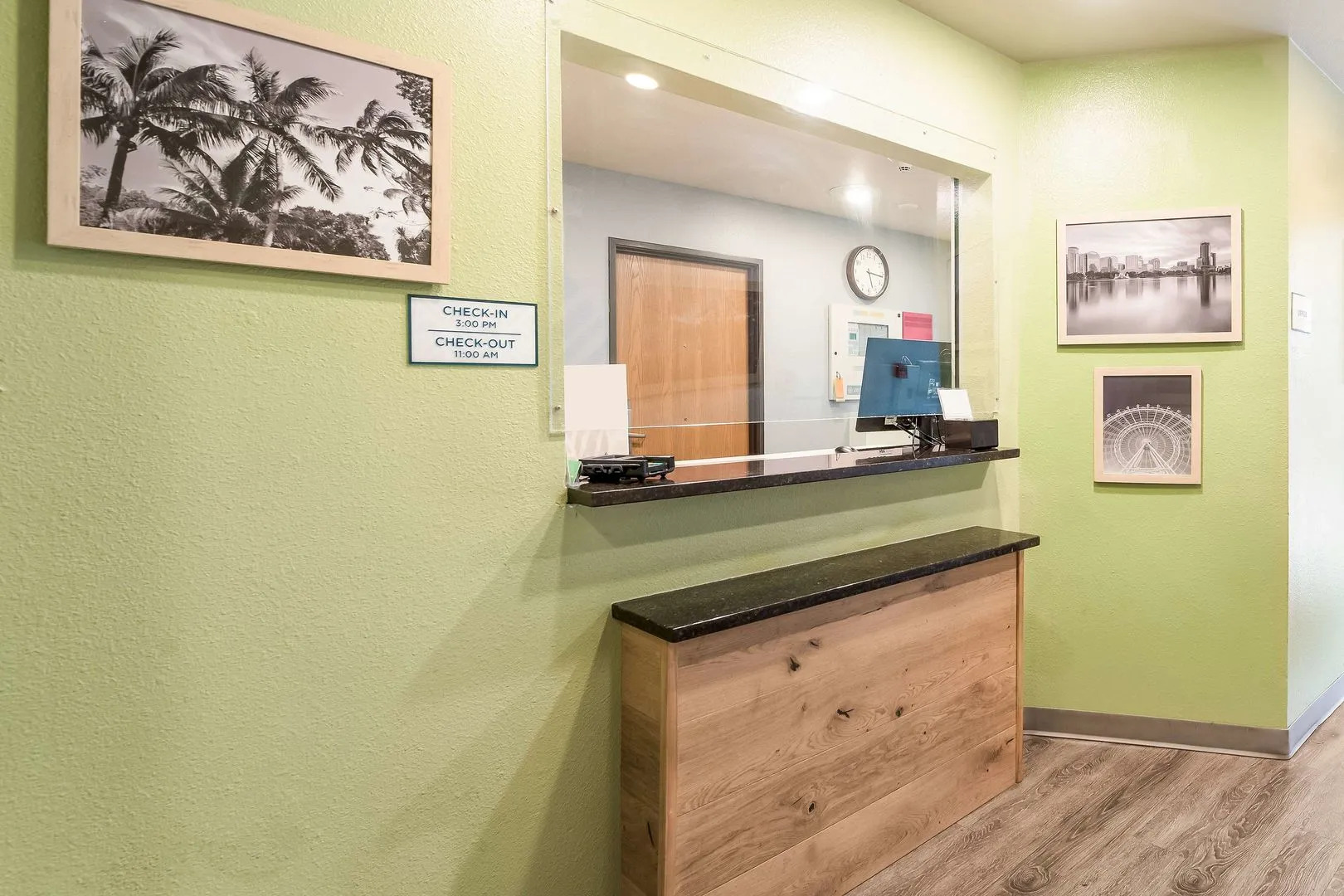 Woodspring Suites Ocala