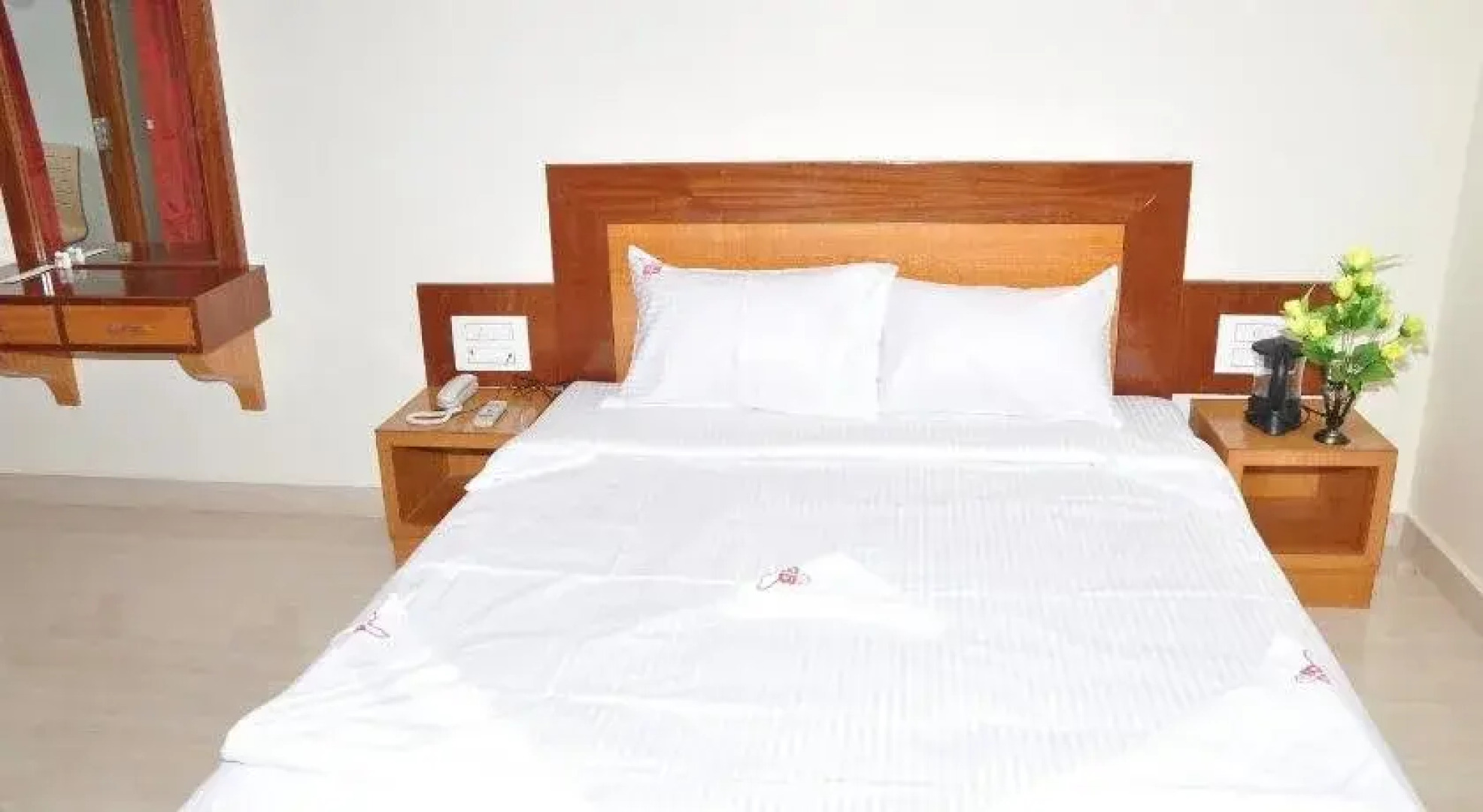 Sri Sarvesha JS Palace