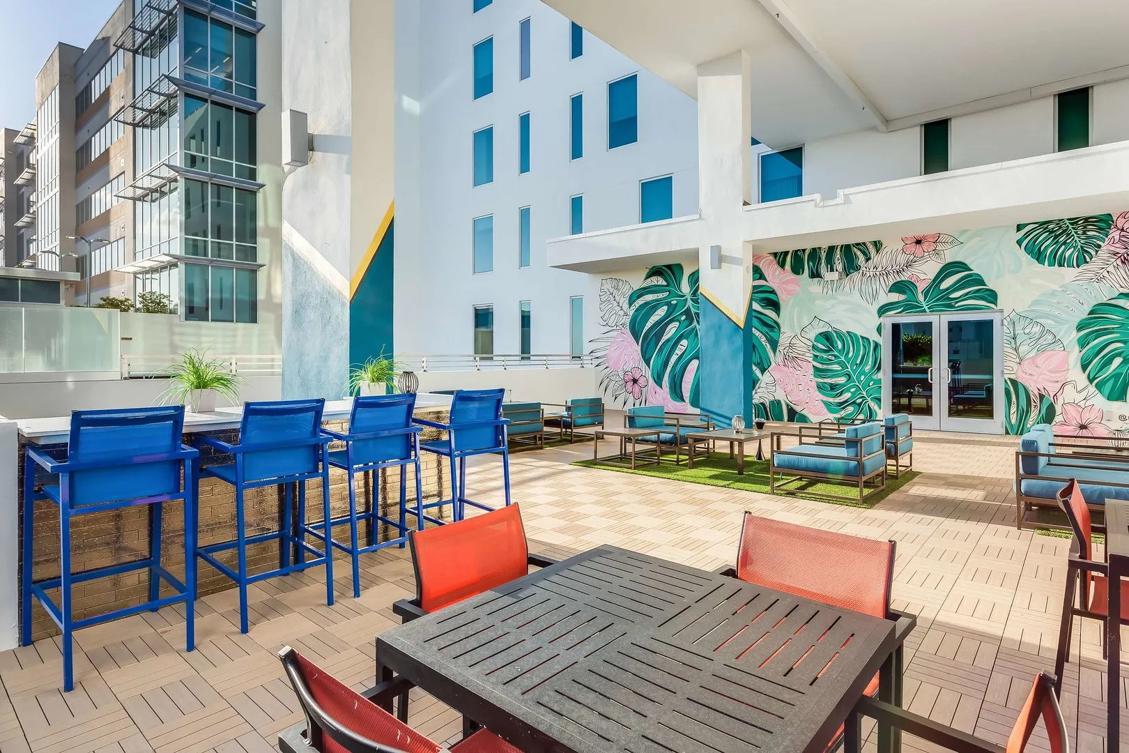 SERENA Hotel Aventura Miami, Tapestry Collection by Hilton
