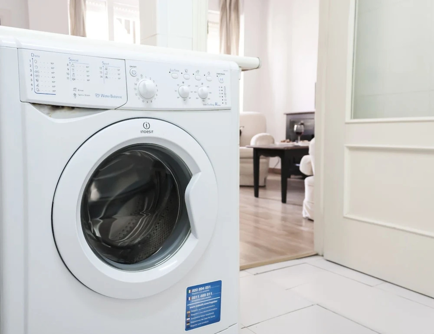 Alameda's Pearl with parking