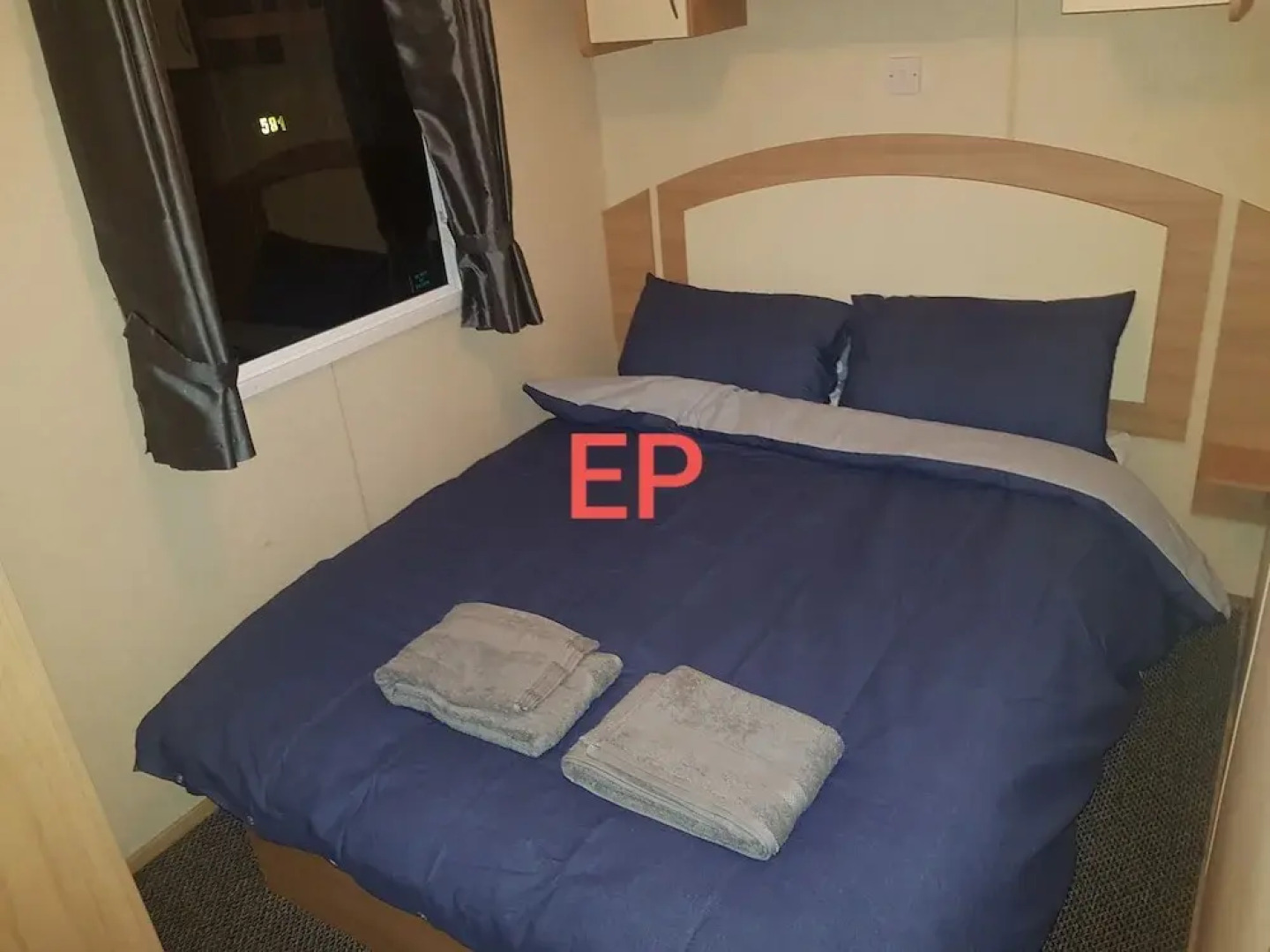 Lovely 3-bed Caravan in Towyn