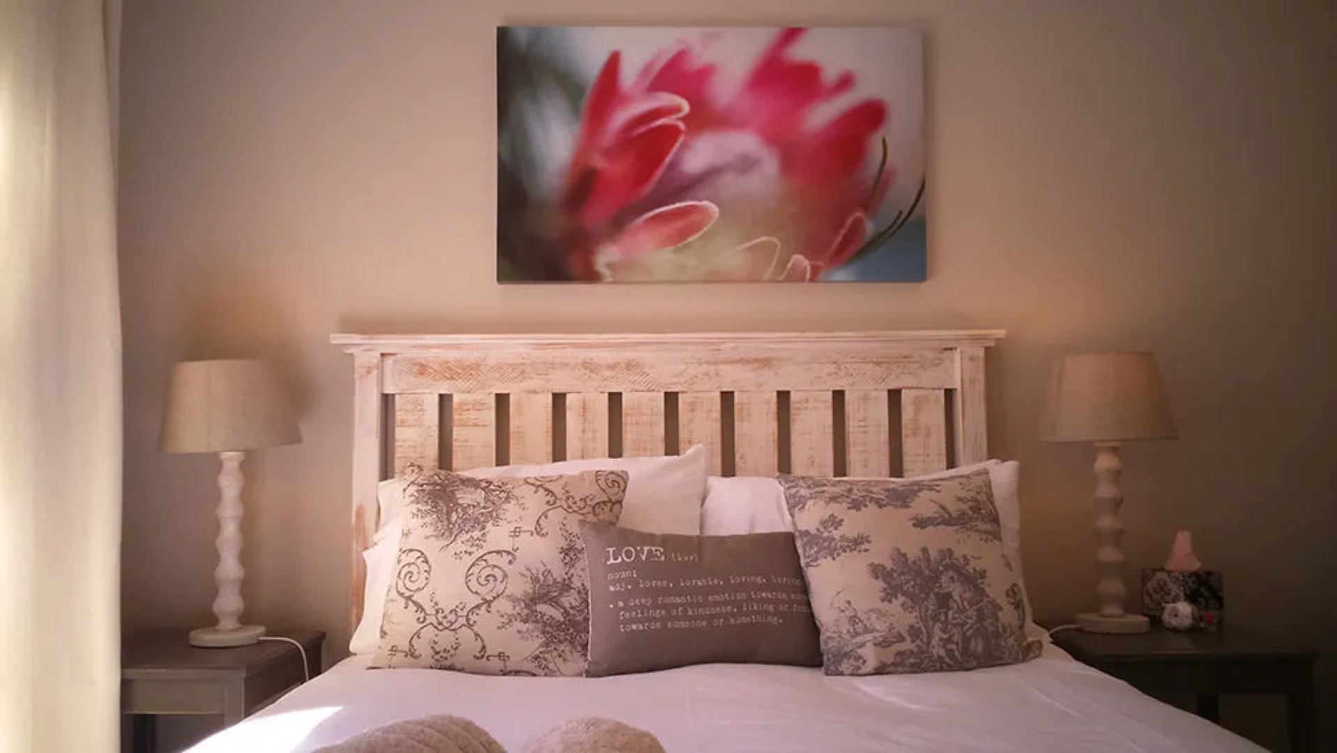 Pont de Val Riverside Escape