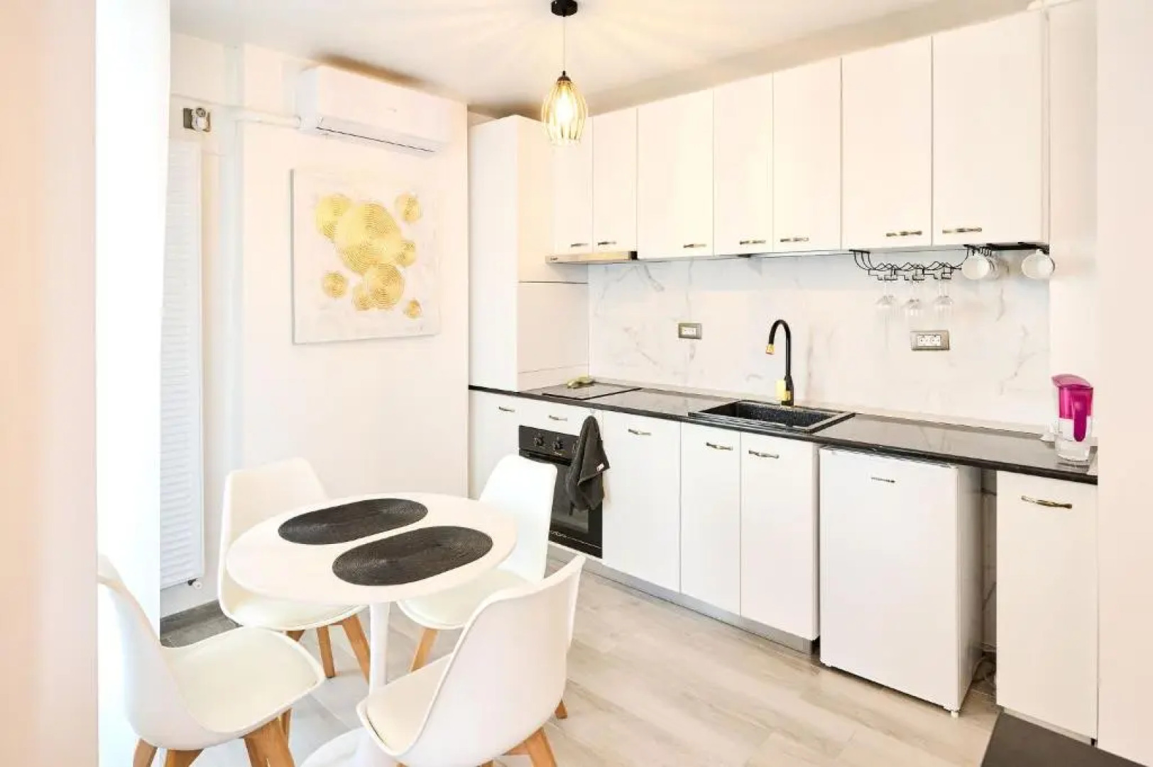 Color Studios in Nord10 - Pool & playground