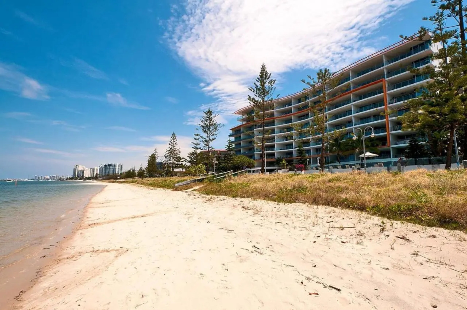 Silvershore Apartments on the Broadwater