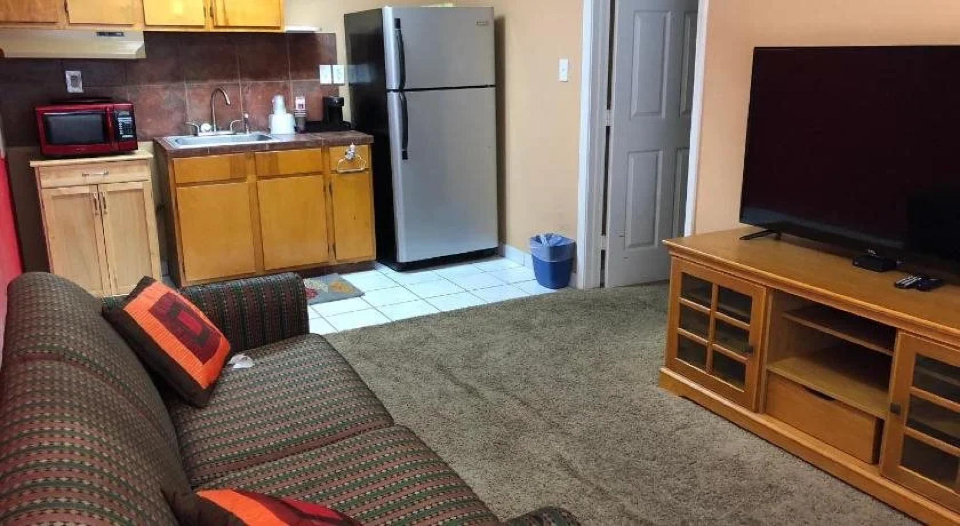 Sunset Lodge of Elgin