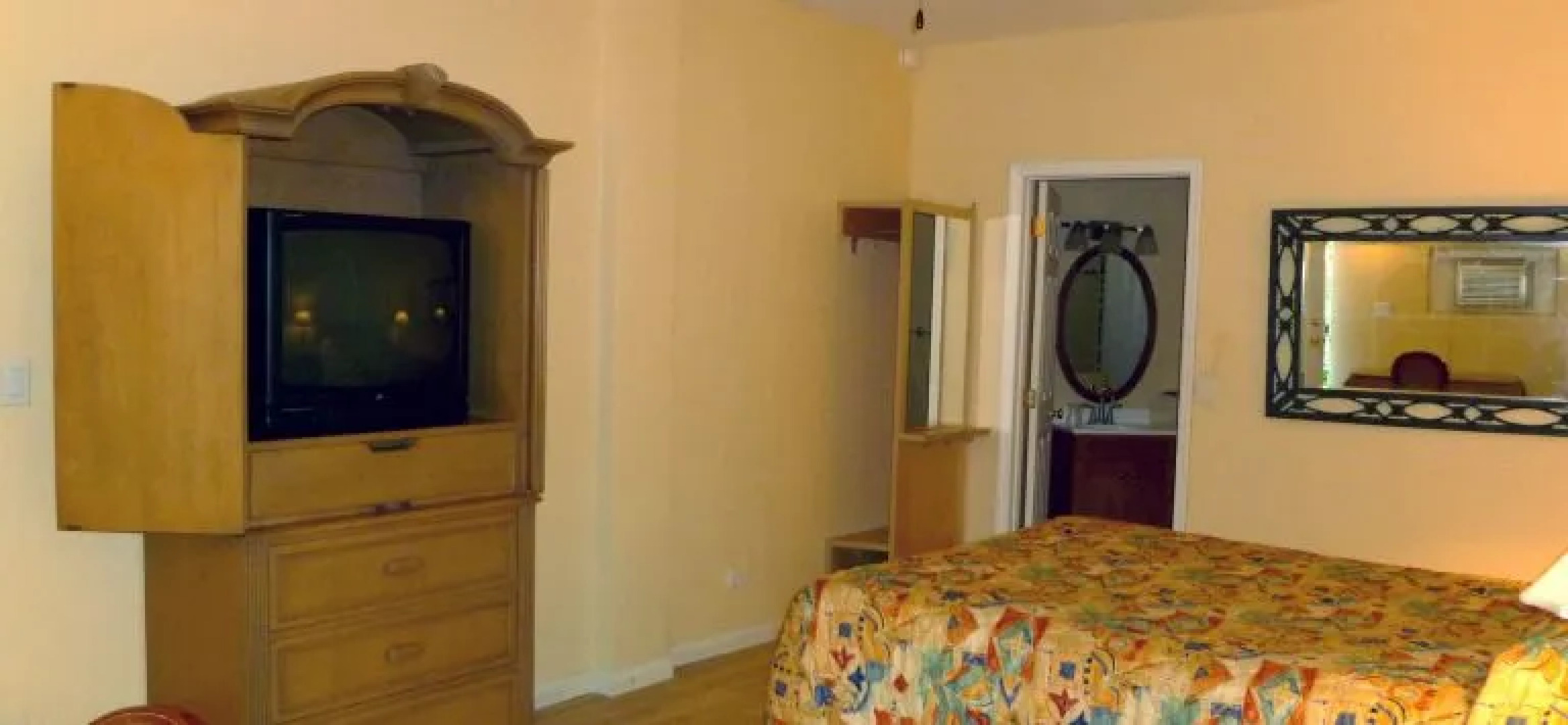 Orchard Garden Hotel & Suites