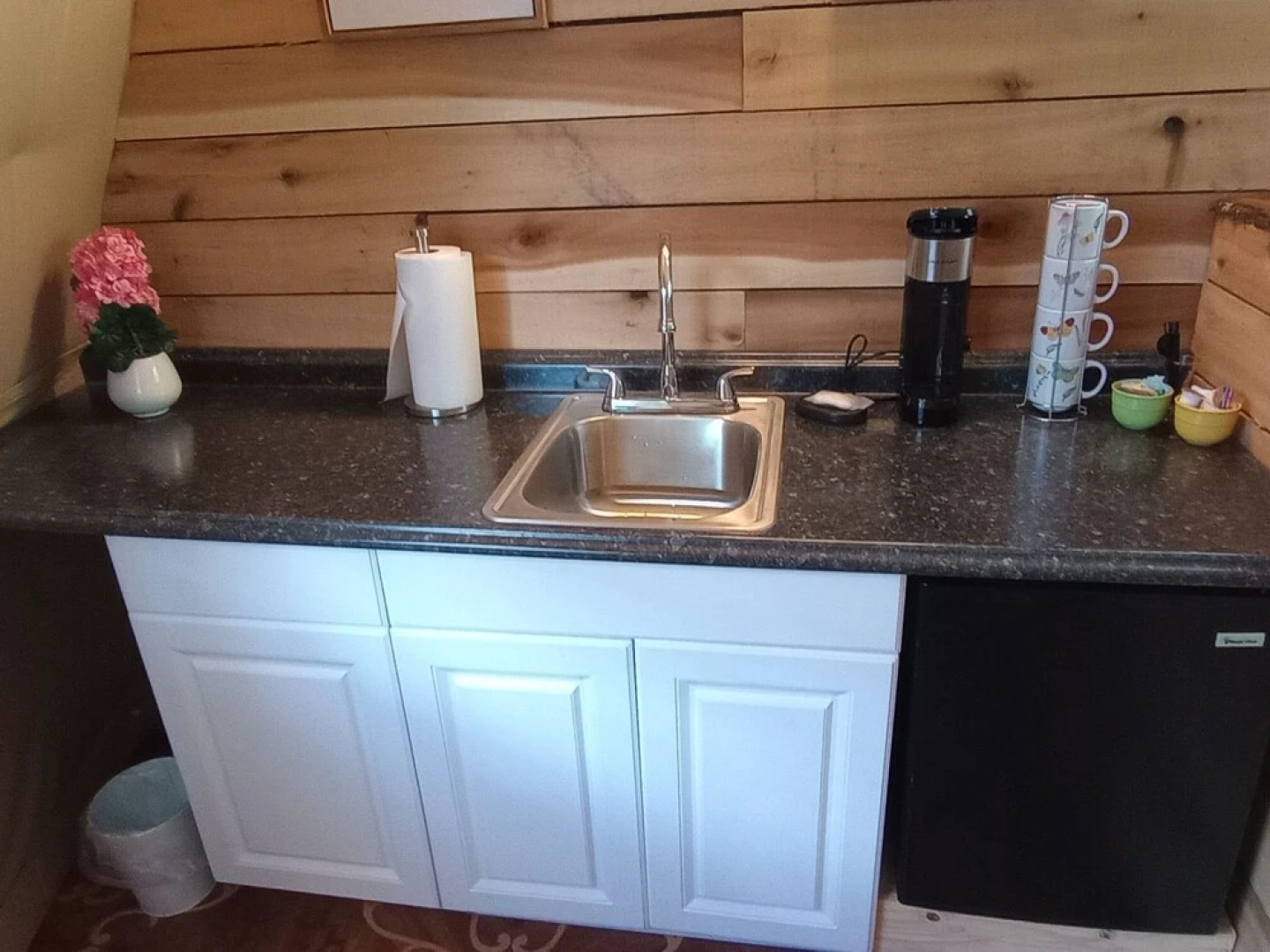 Elk River Hotel & Cafe