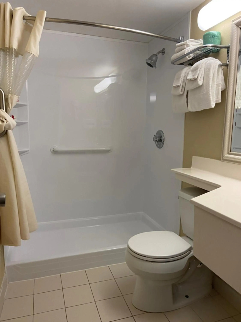 Travelodge Inn & Suites by Wyndham Albany