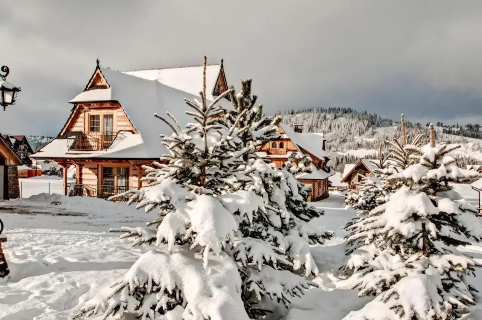 Folk Resort Domki i Apartamenty