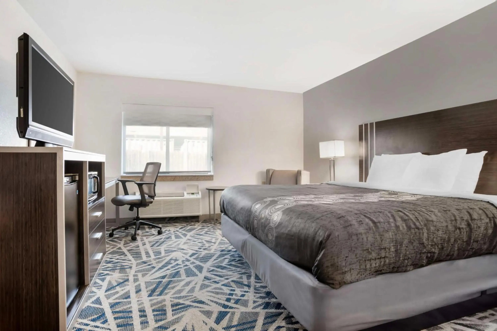 Courtyard by Marriott Chicago Bloomingdale