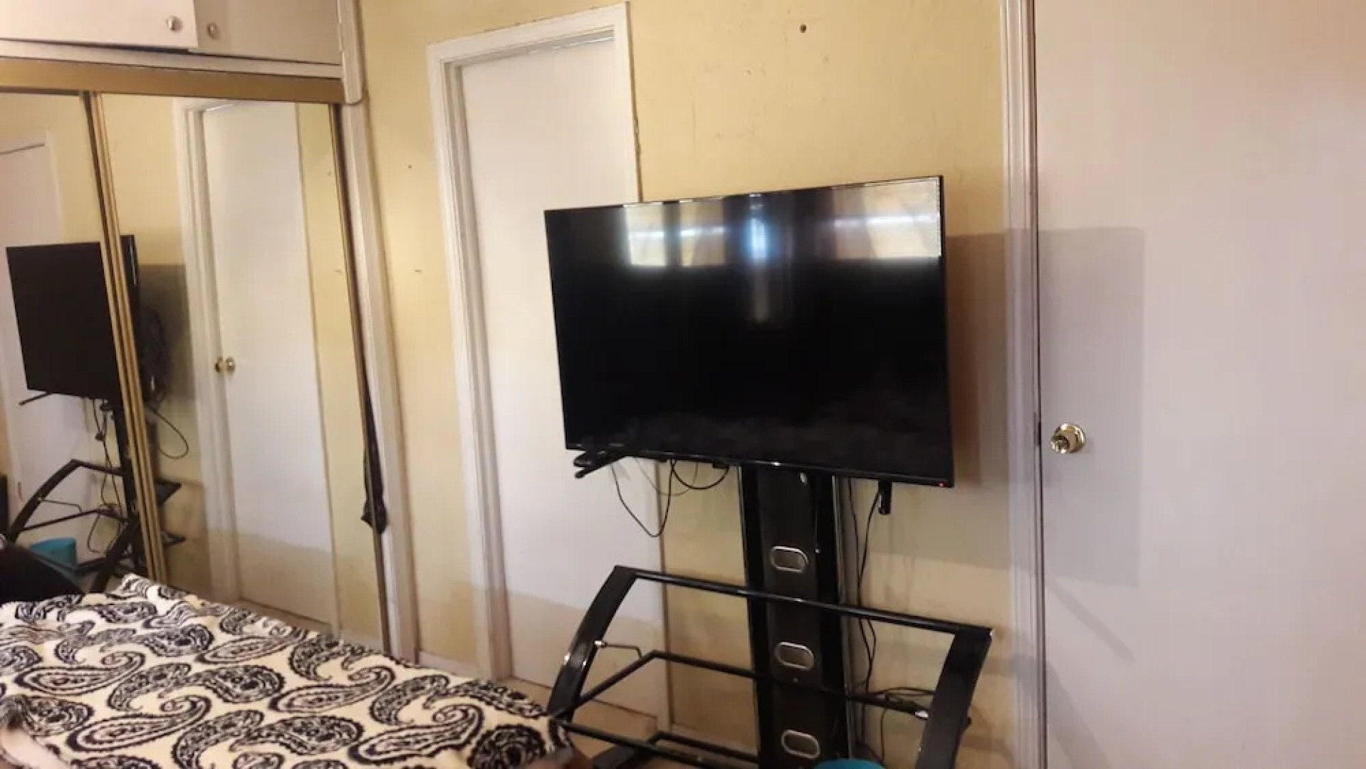 USA Consulate Hakal Apartments