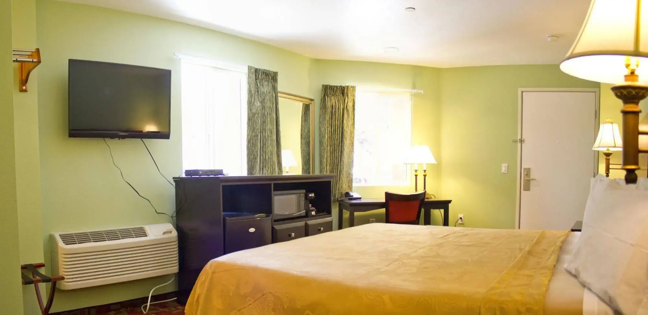 Rancho California Inn