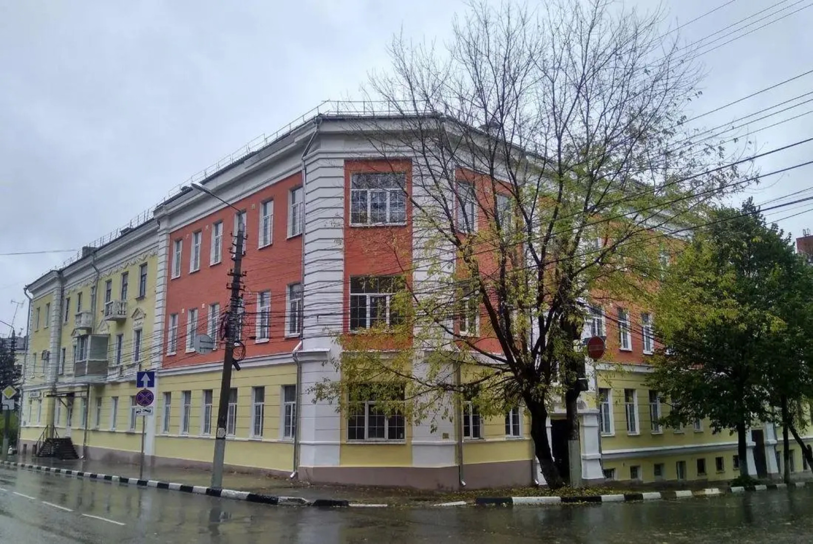 Tolstoy Apart Тургеневская 74