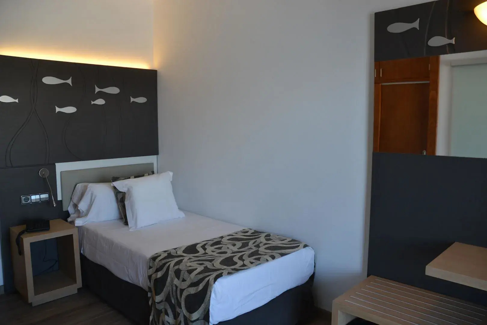Отель THB Gran Bahia Hotel and Apartments