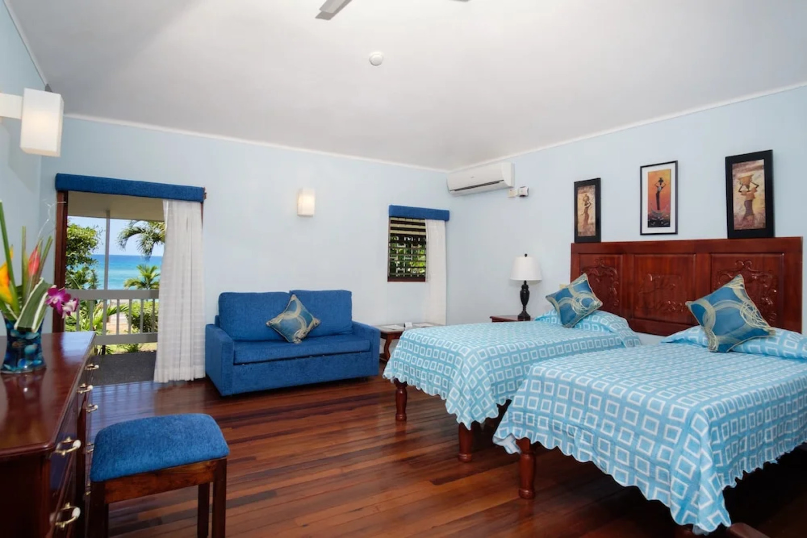 I Heart Ja Villa Turrasann