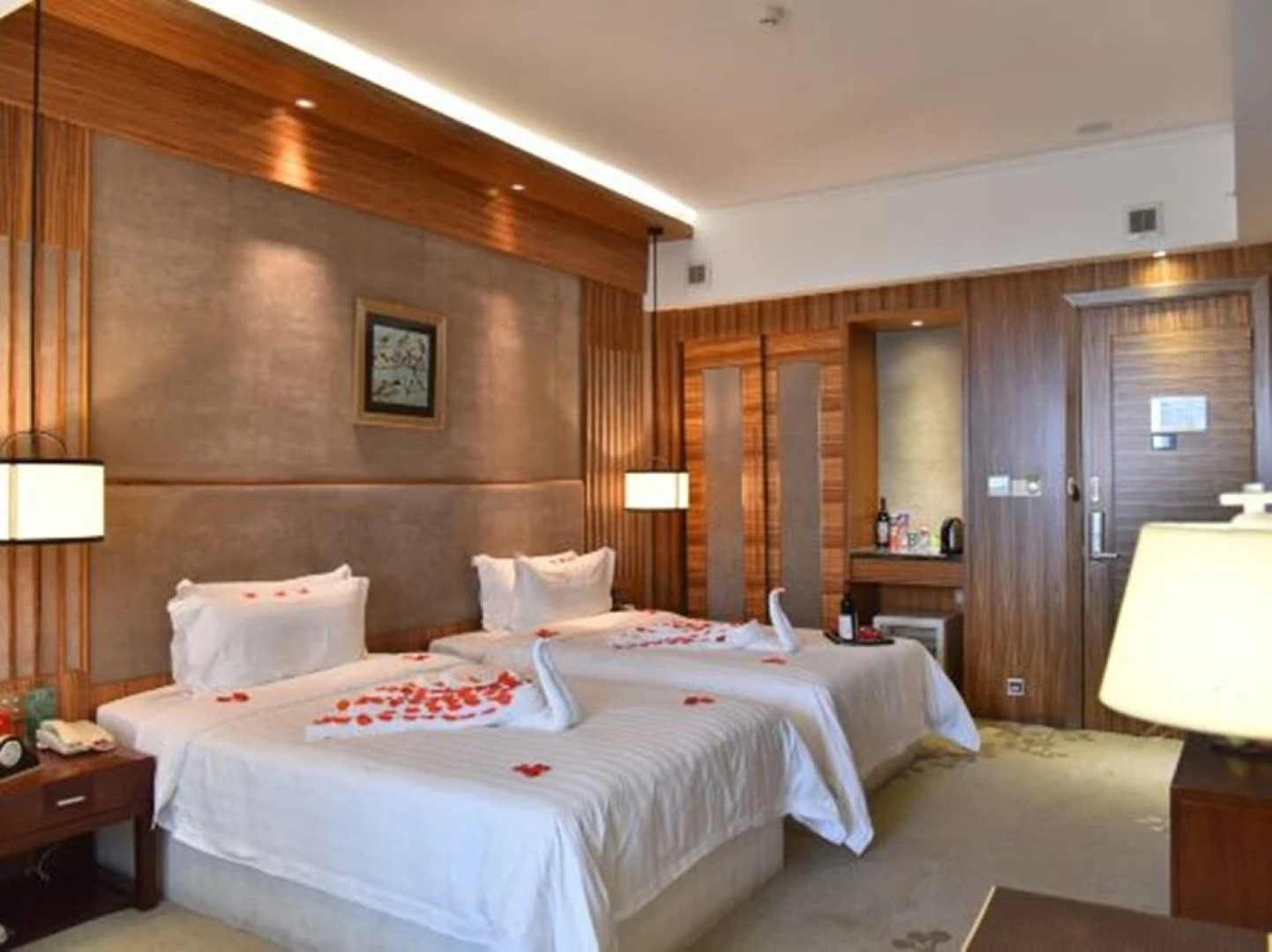 Fengxiang hot spring Hotel