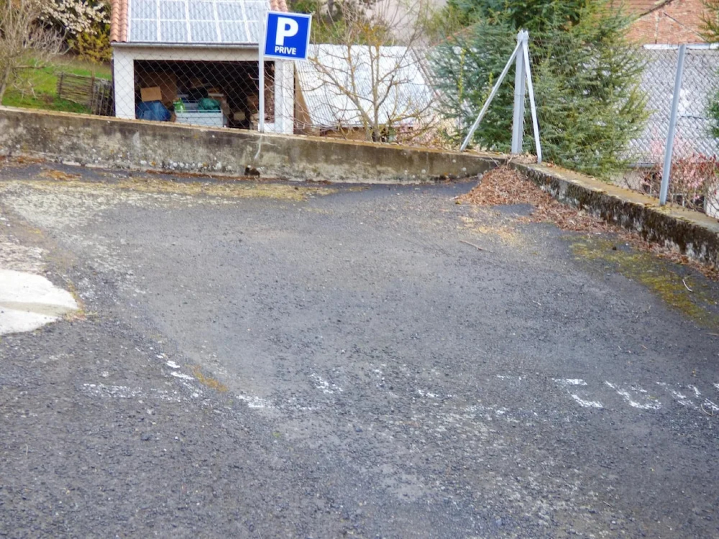 Studio in Brioude, With Wonderful City View and Furnished Terrace