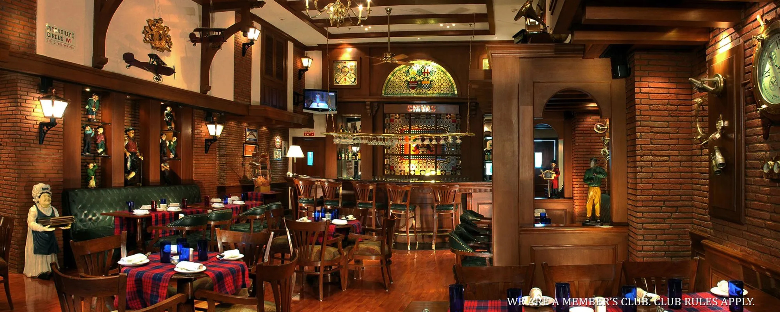 The Palms - Town & Country Club