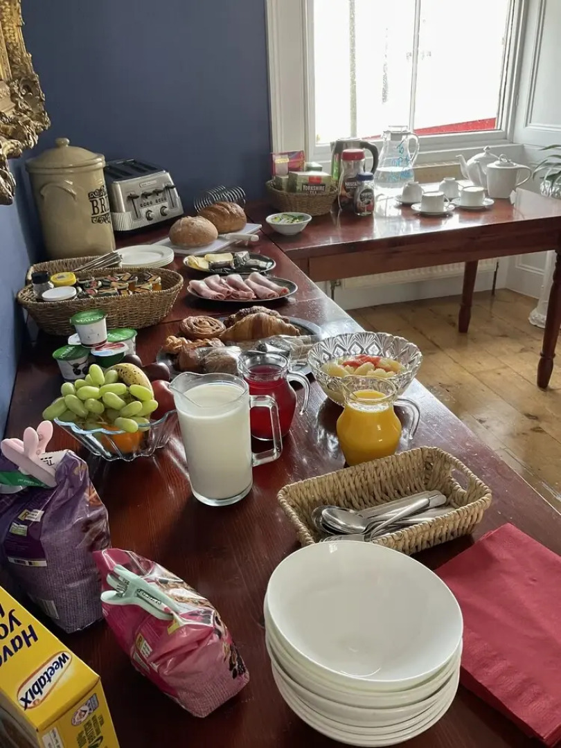 Number 52 Bed & Breakfast