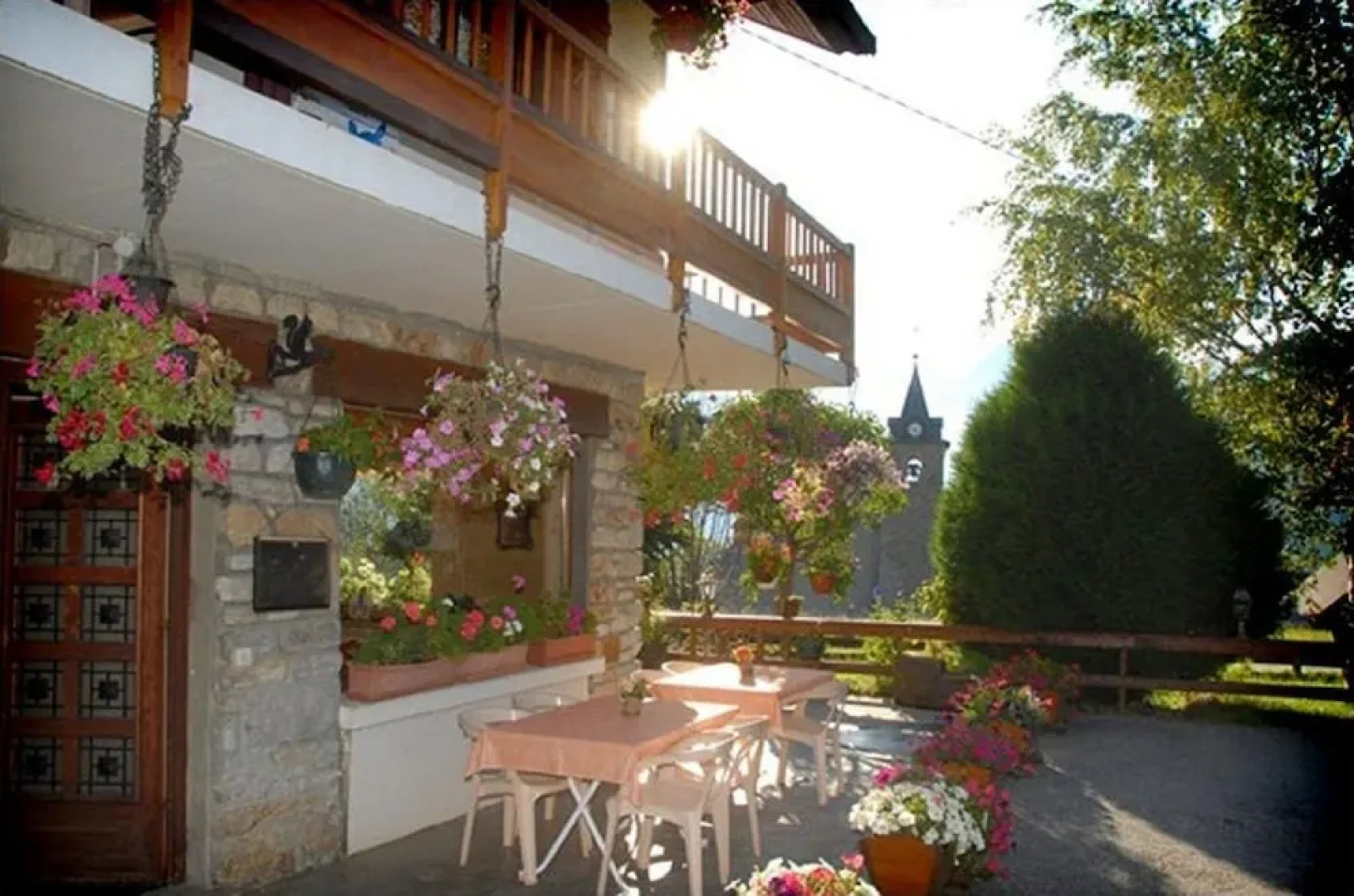 Hotel Restaurant Le Grillon