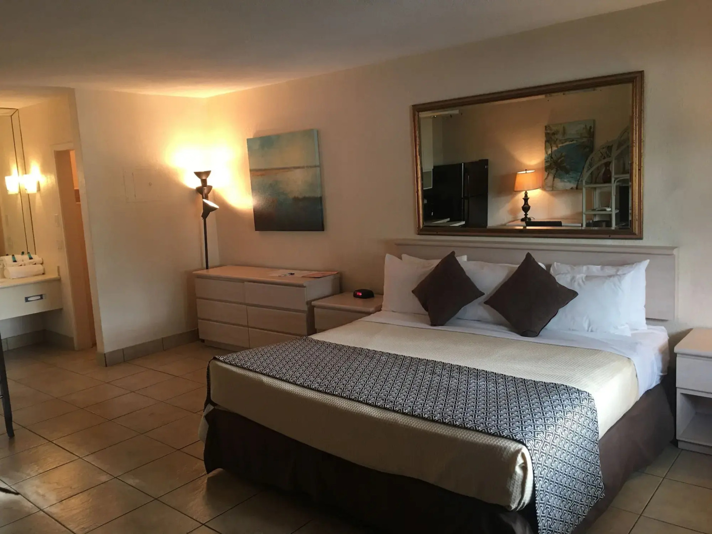 Fort Lauderdale Beach Resort Hotel & Suites