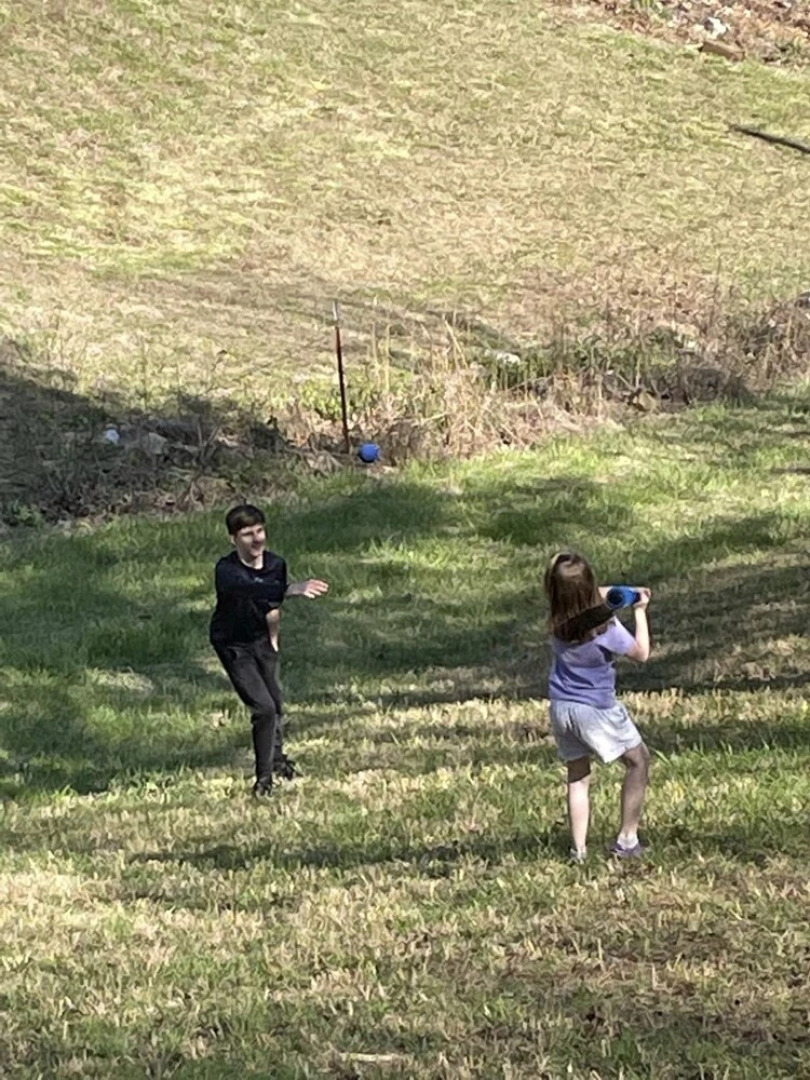 South Side Serenity 2 Bedroom Cabin by RedAwning