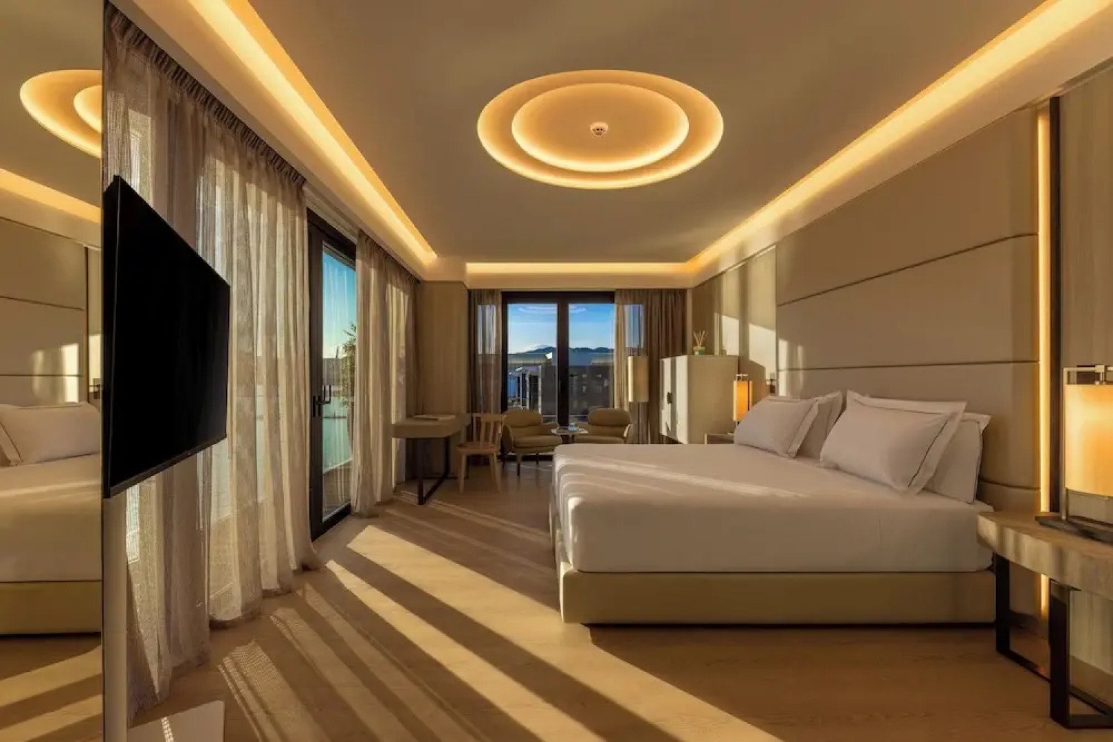 Porto Lotti Suite Hotel