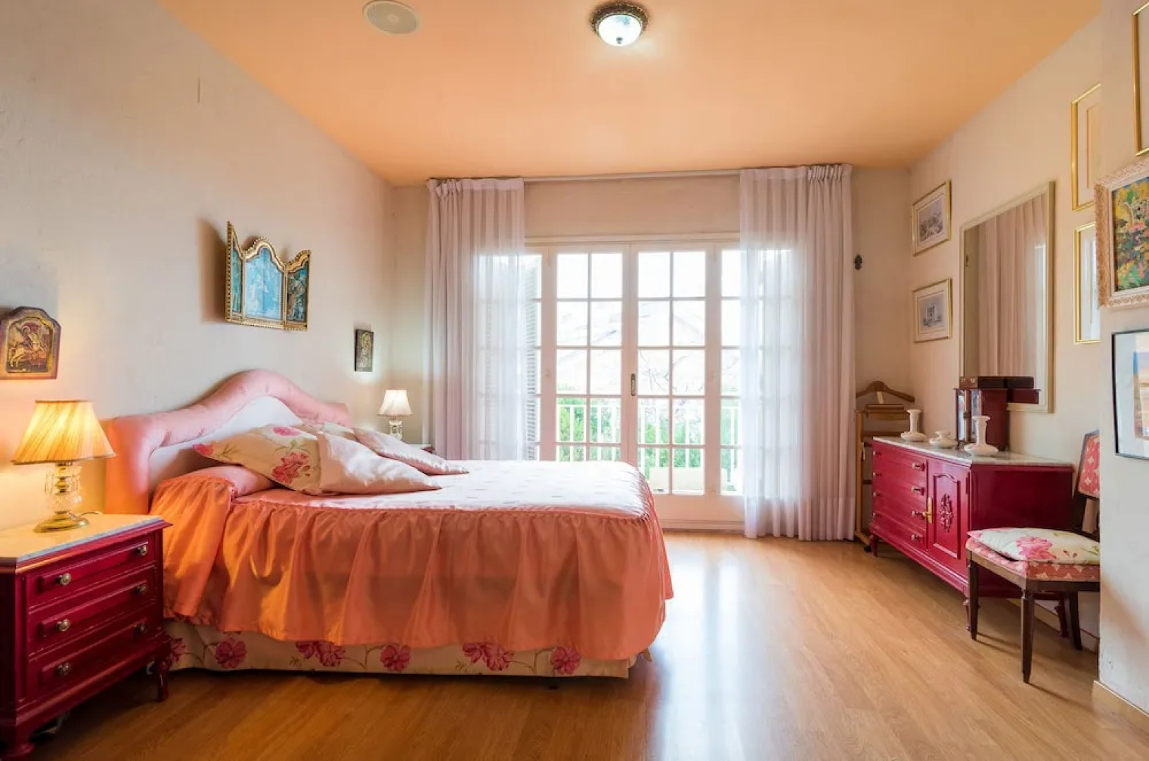 Preciosa villa mar y montaña