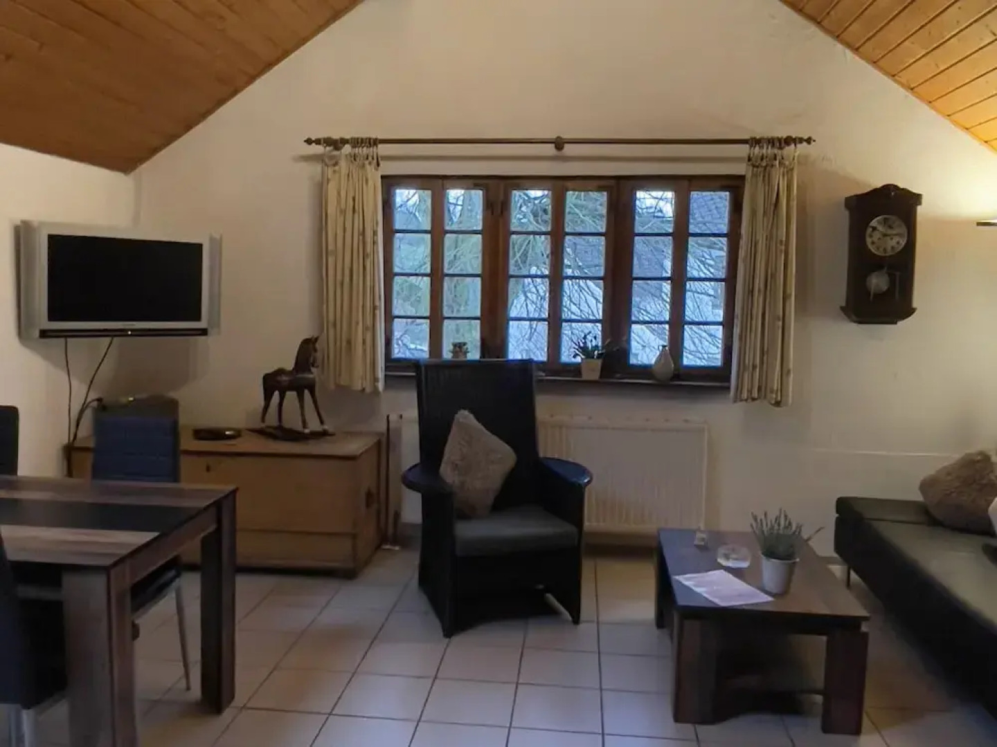 Apartment in Meisberg With In-house Catering