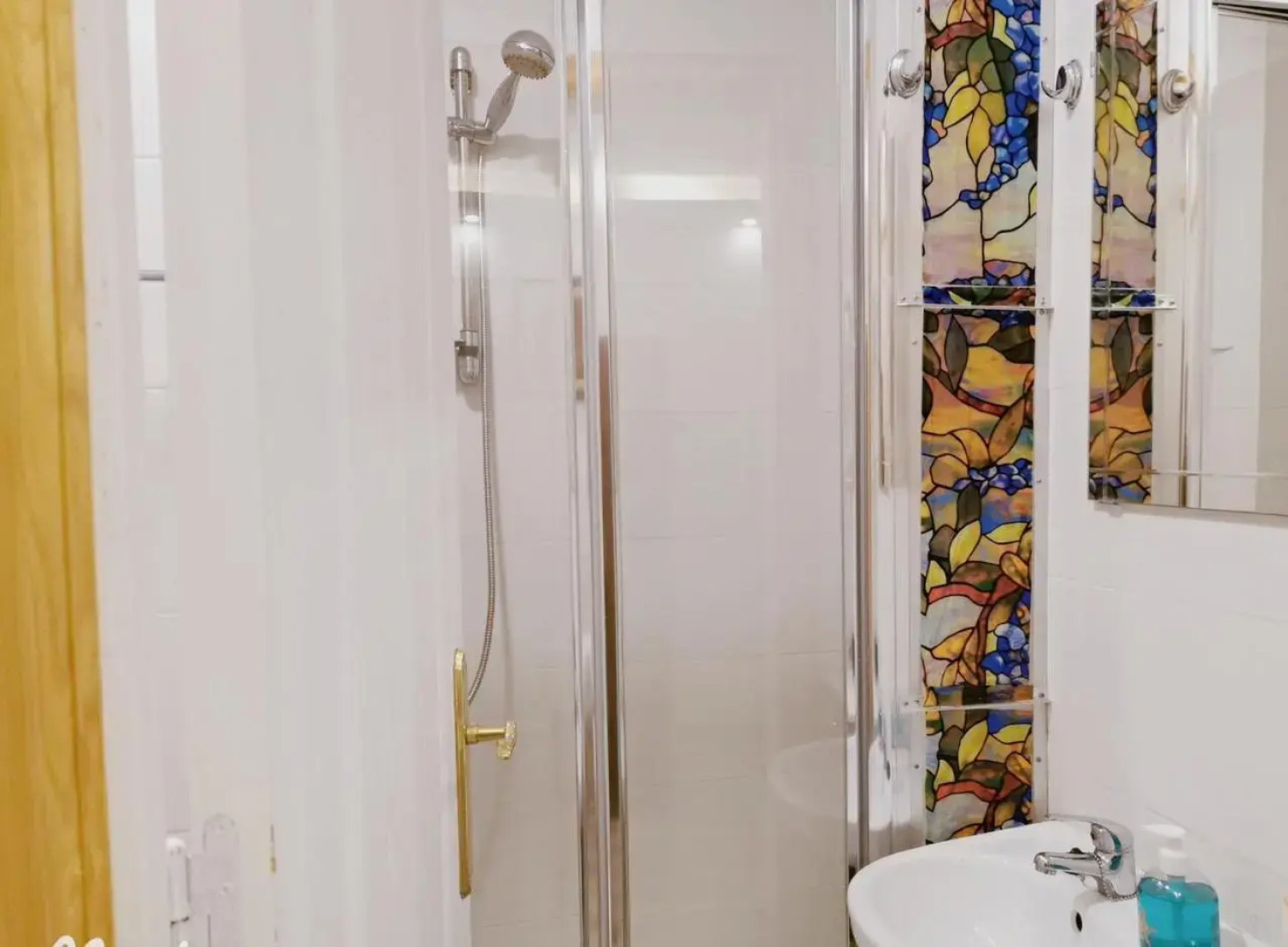 Barcelona Corona Hostal