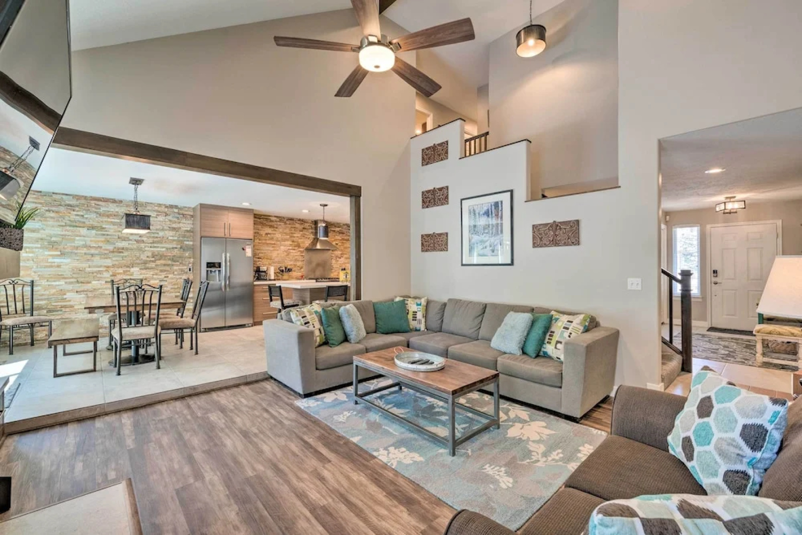Wasatch R & R Townhome w/ Grill ~ 11 Mi to Alta!