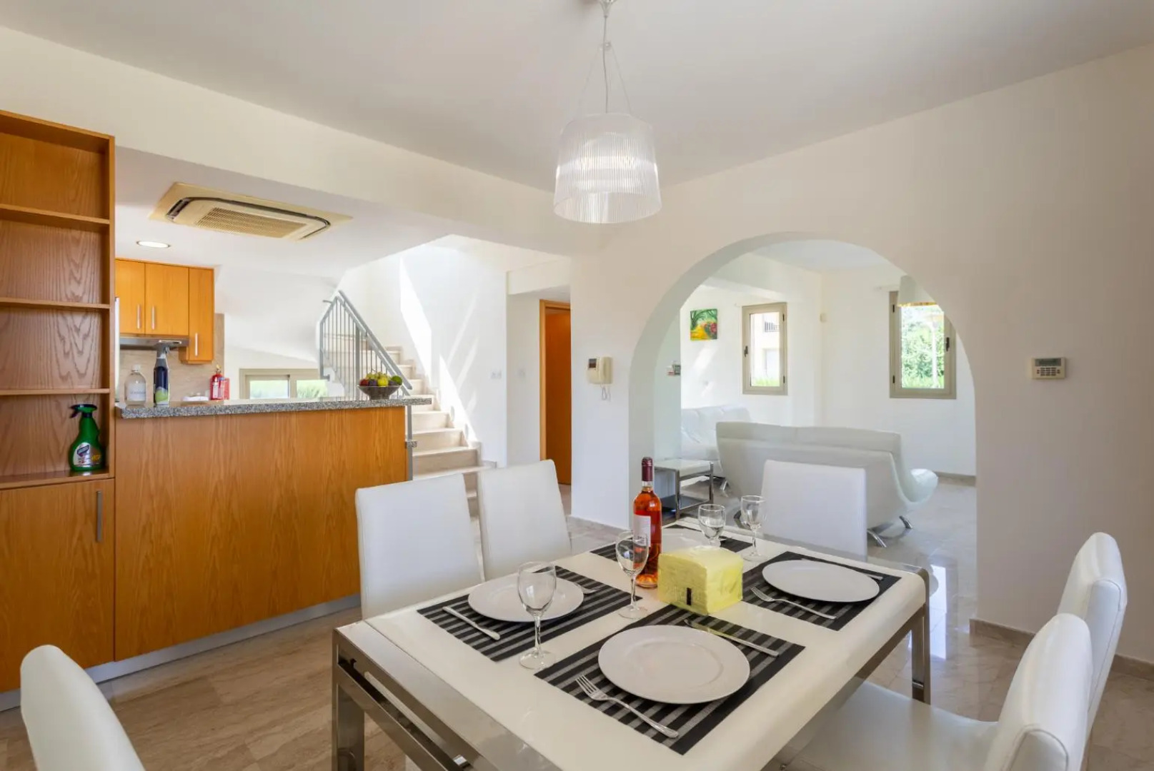 Villa Izabella in Polis