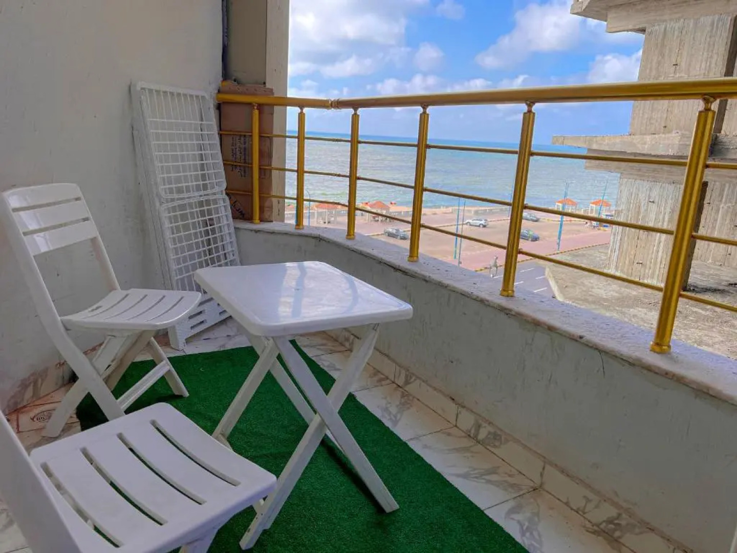Spacious 3Bed Apt Beach Front View Of Alexandria
