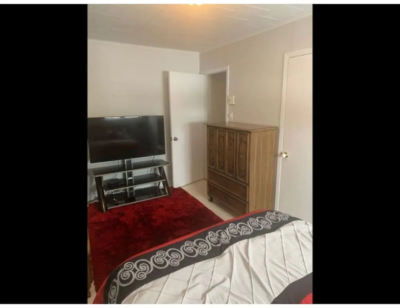 Room in Guest Room - Homestays in Gaspésie - Without Breakfast Provided