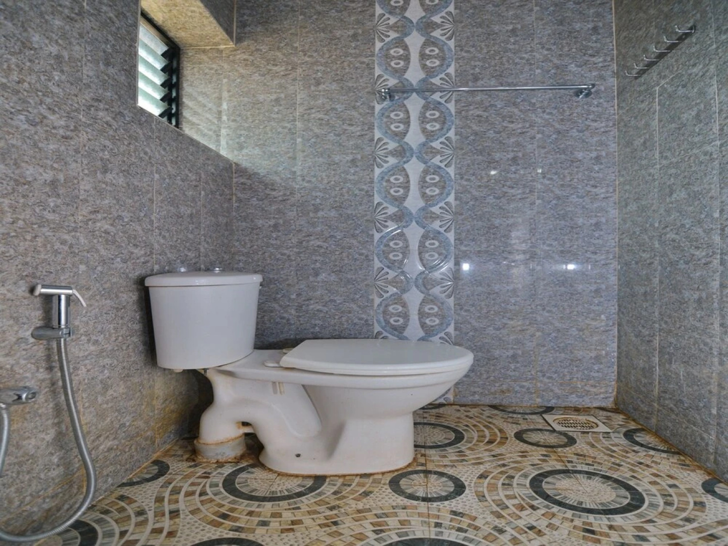 OYO 1964 Apartment Aajo