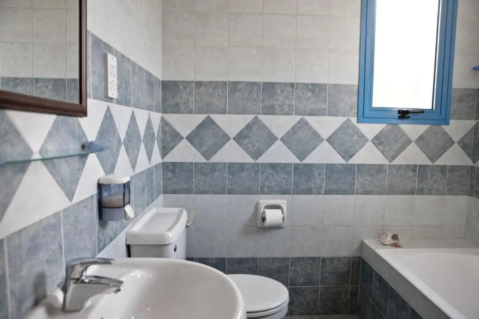 Banana Sunset Villas