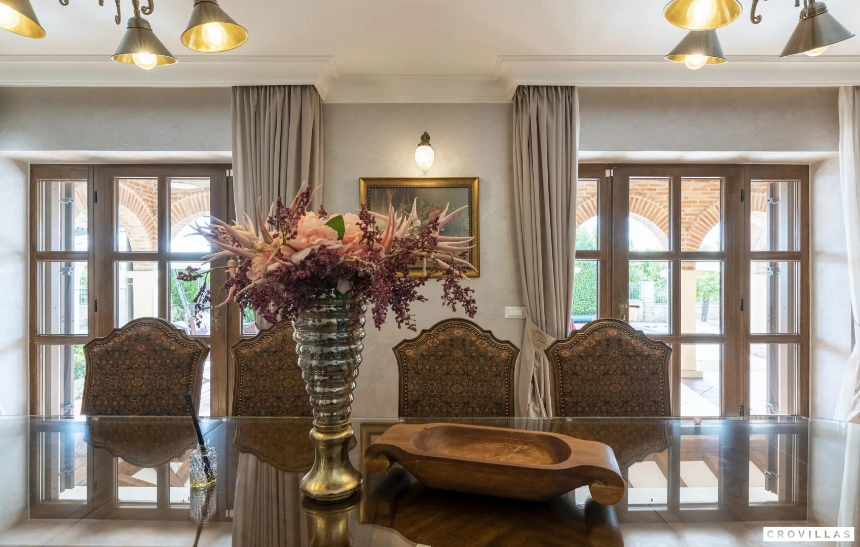 Carolus in Barat with 5 bedrooms and 5 bathrooms