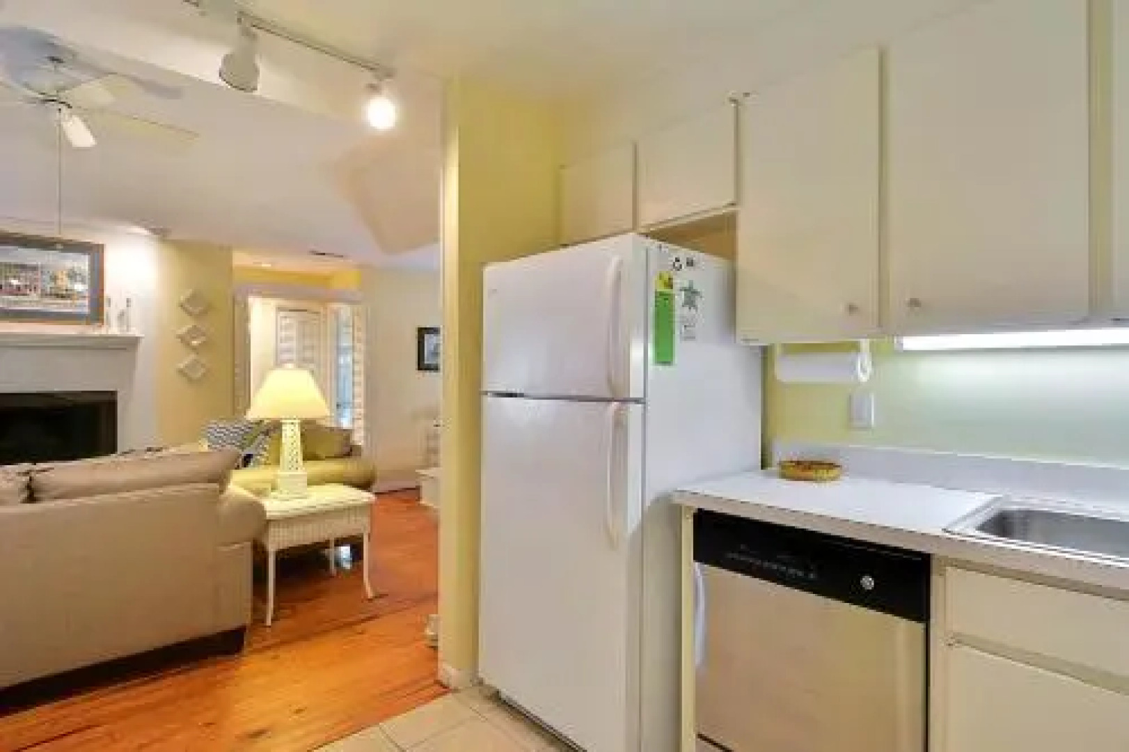 1040 Sparrow Pond Cottage