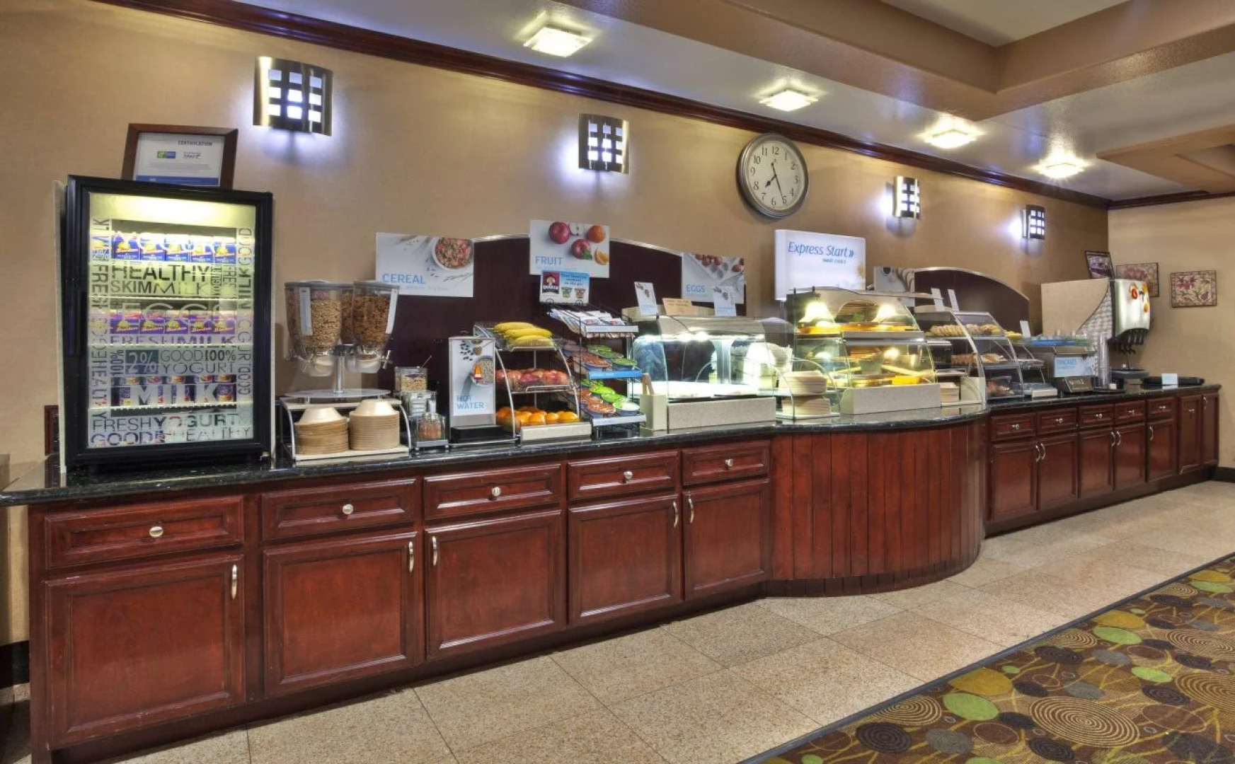 Holiday Inn Express & Suites Sealy by IHG