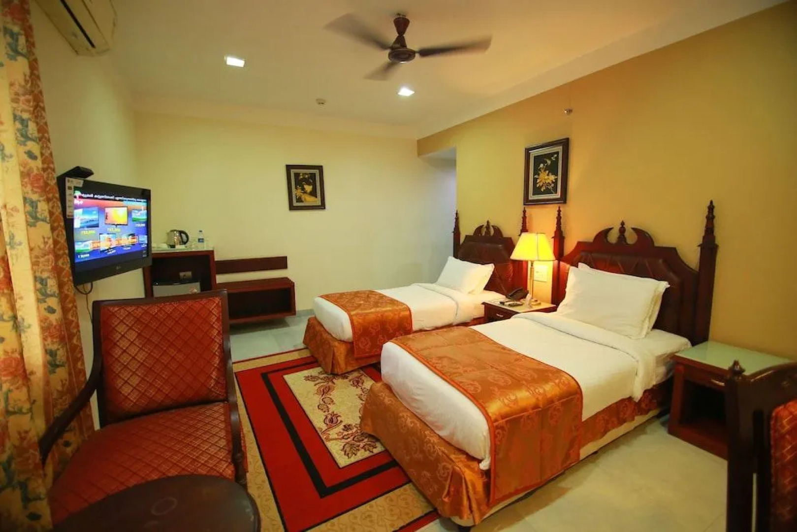 Madathil Regency Hotel