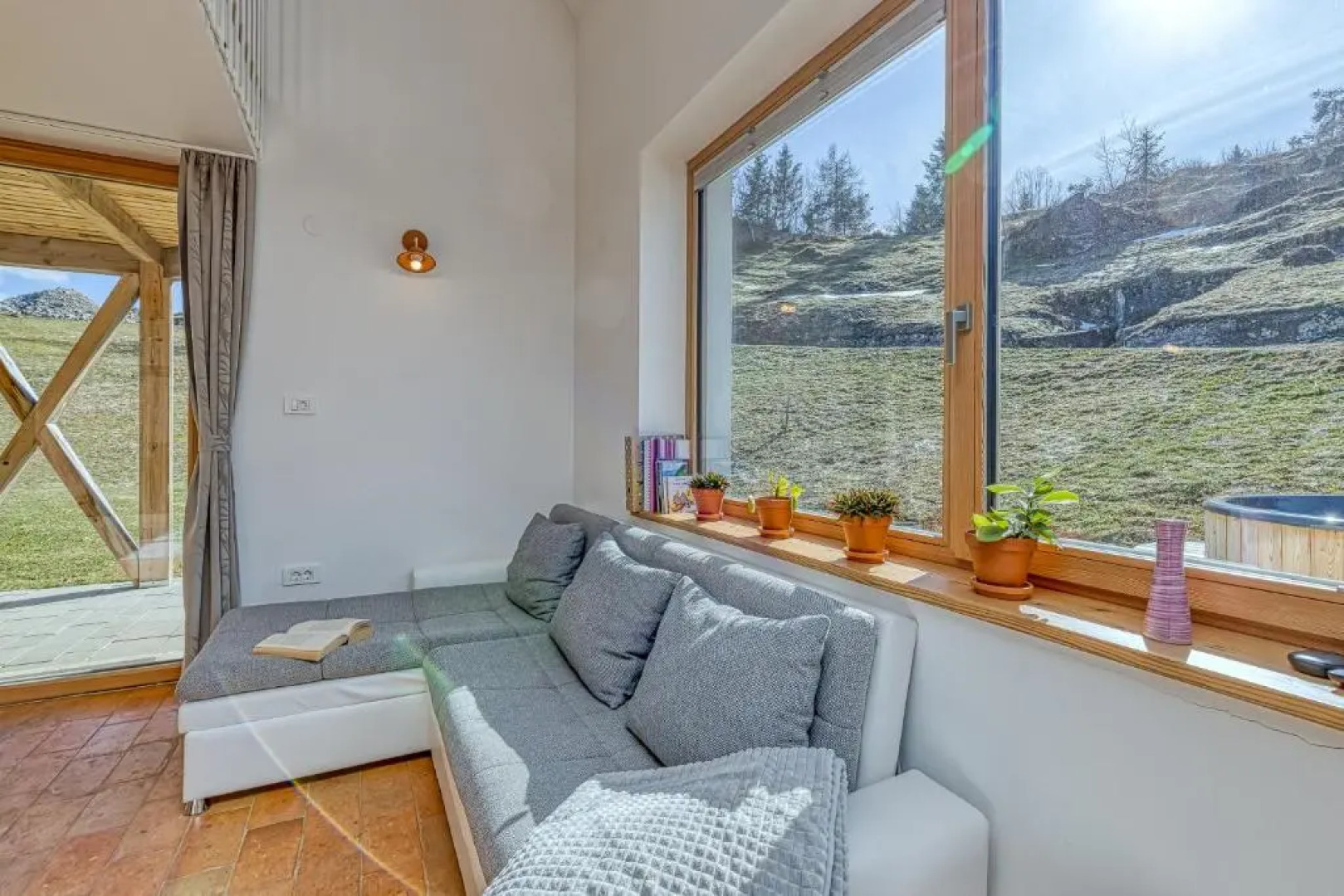 House On The Hill Wellness Chalet