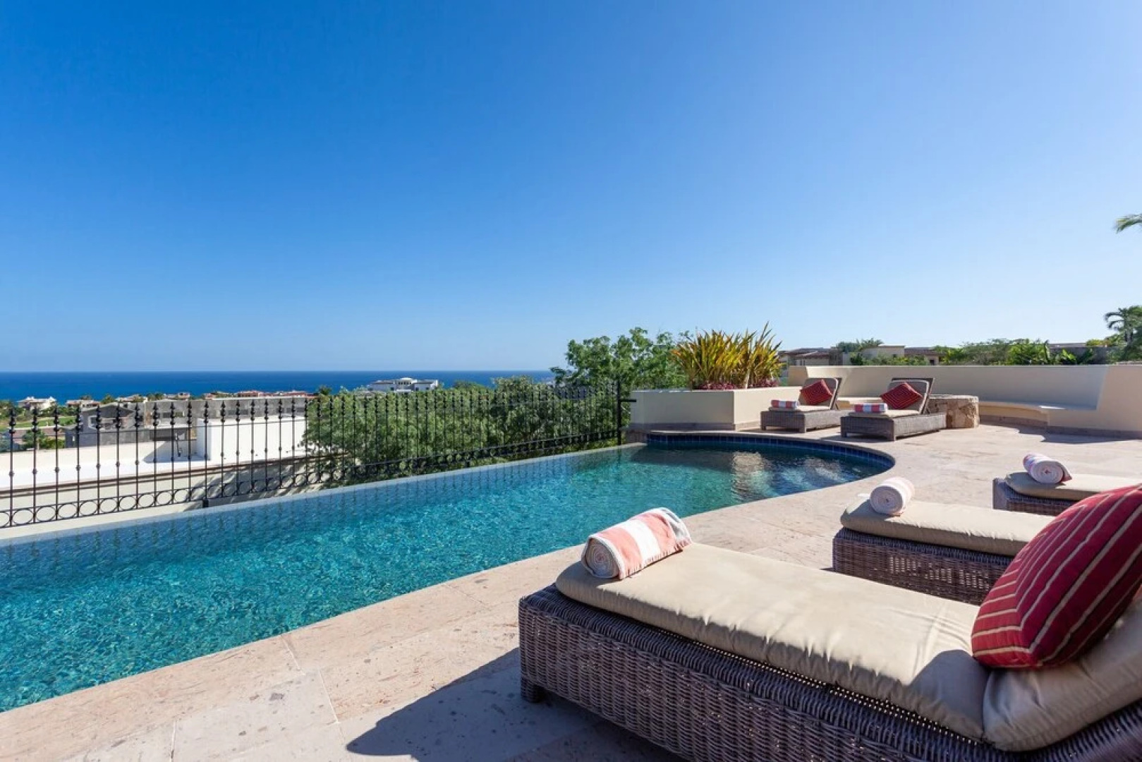 Villa Delmar Exquisite Villa w Views