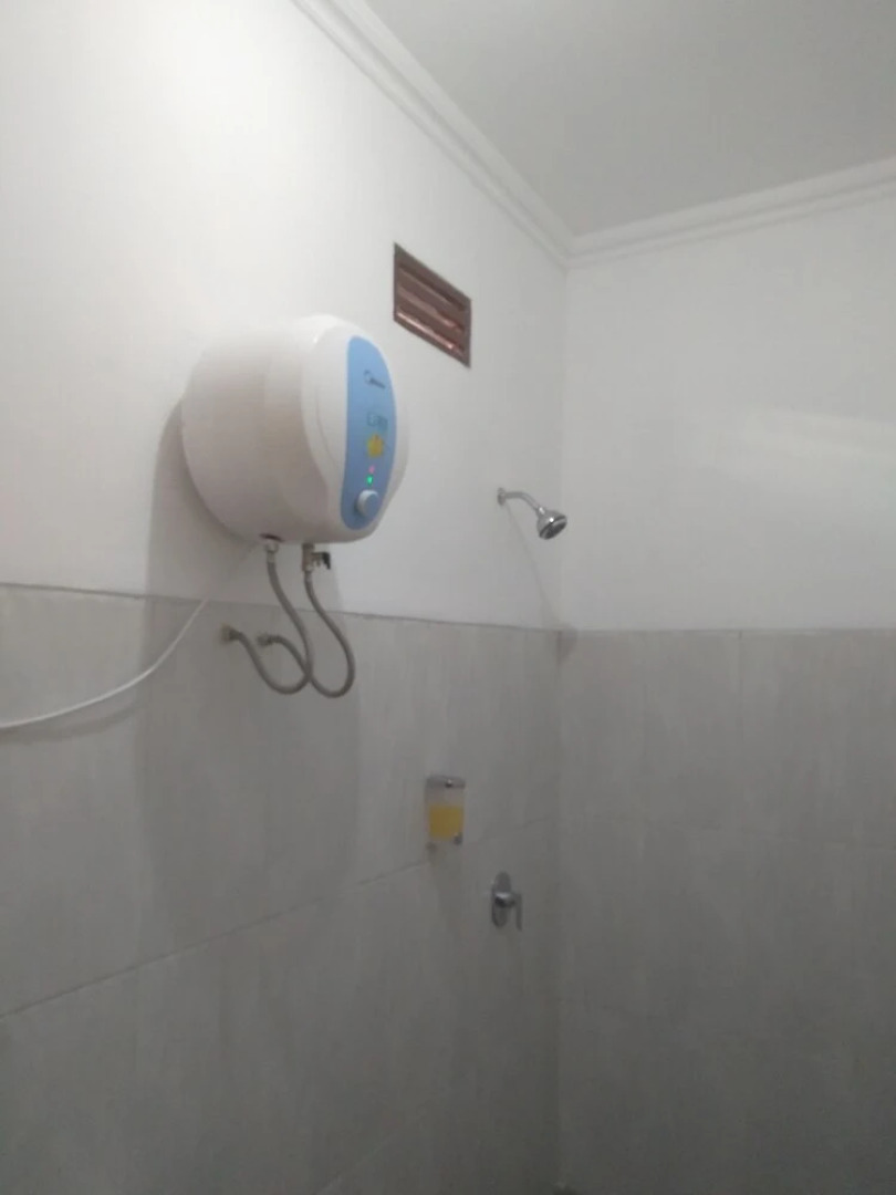 Ayu Laba Beach Villa and Resto