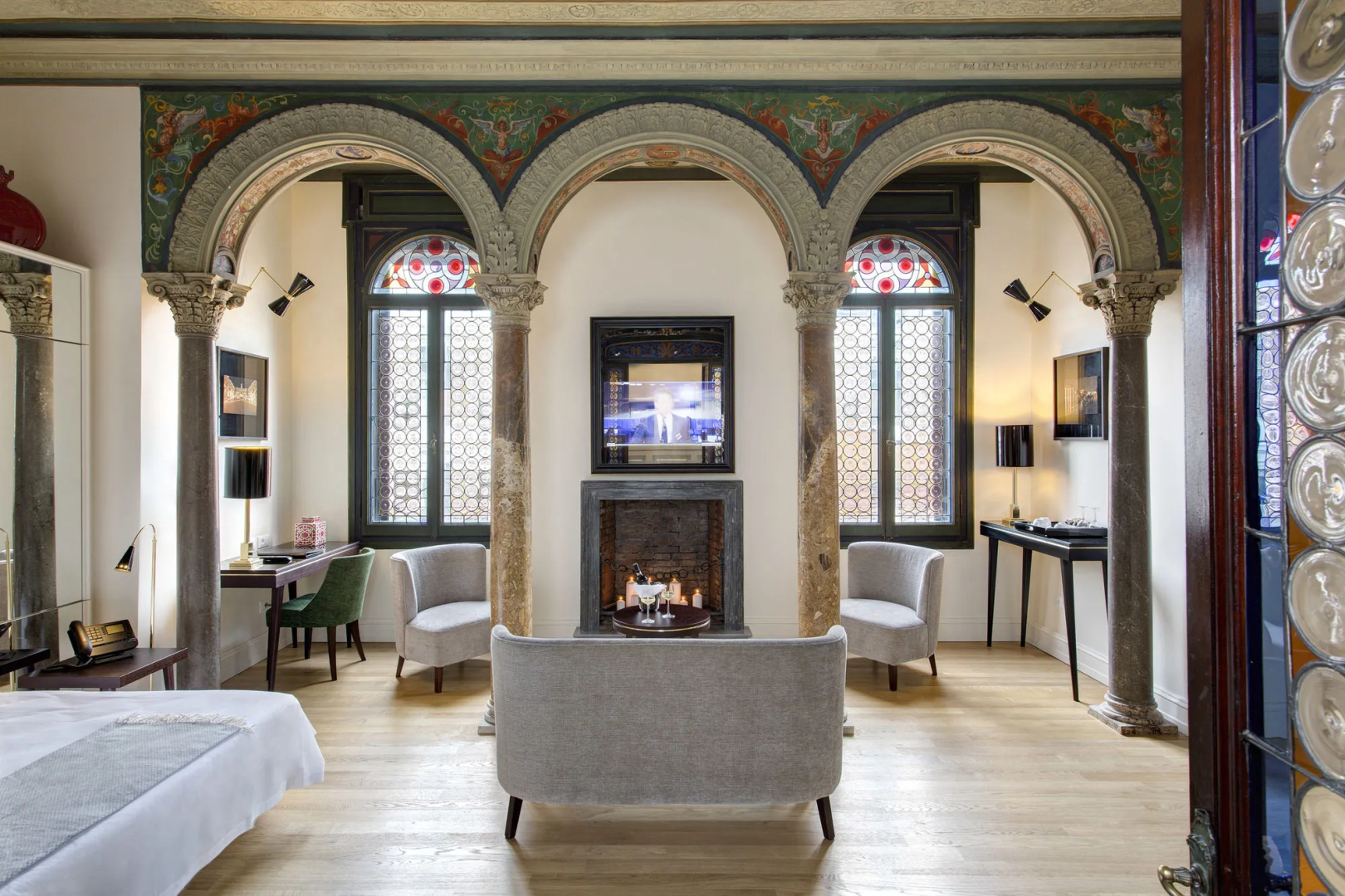 Roof Suite Rome Historic Residence