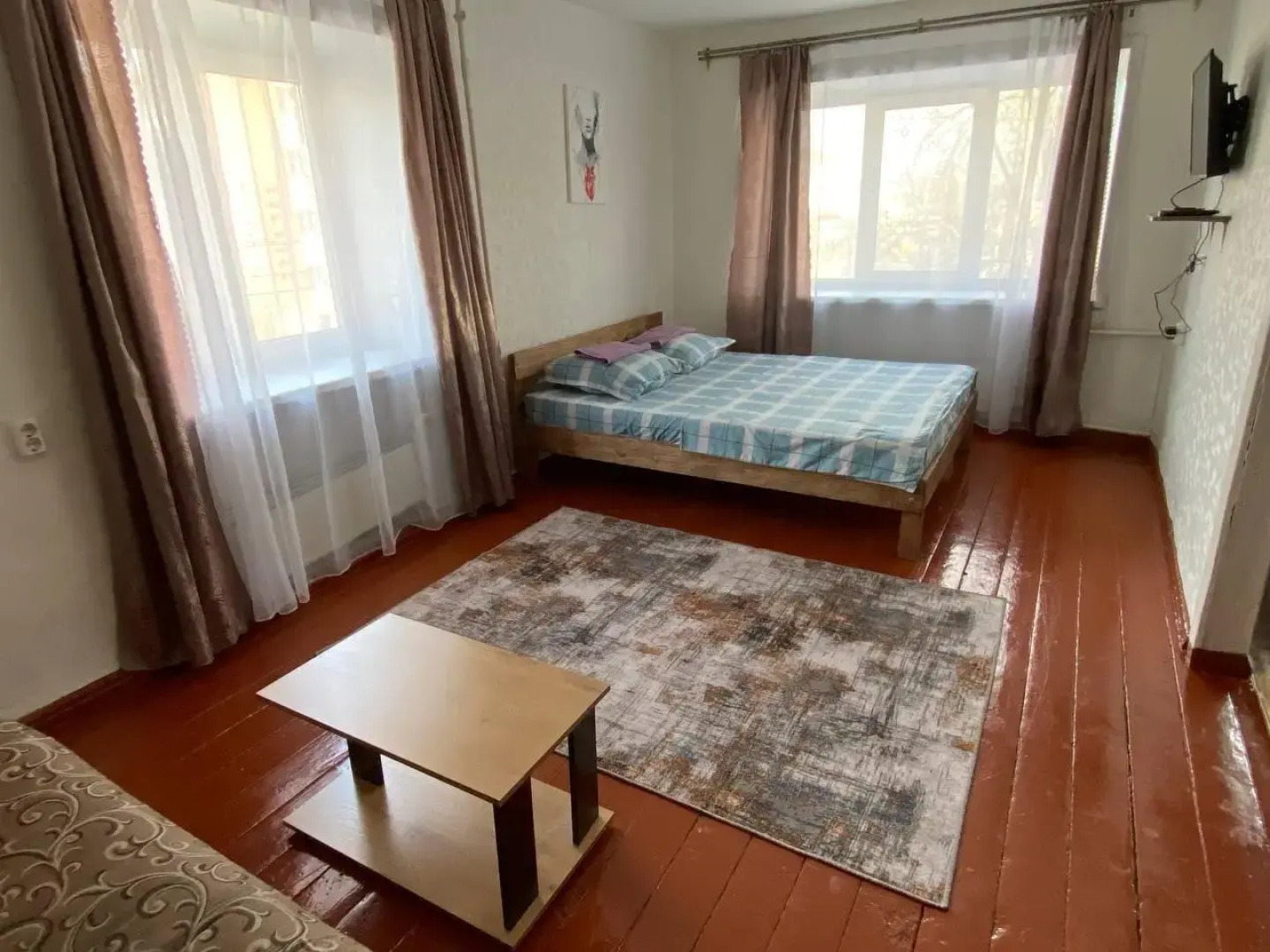 Апартаменты на проспекте Кирова 114